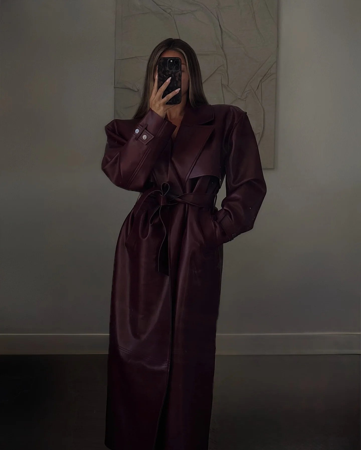 Lace Up Retro Leather Longtrench Coat Women's Fashion Burgundy Lapel Loose Outerwear 2025 New Fall Daily Commute Street Coats