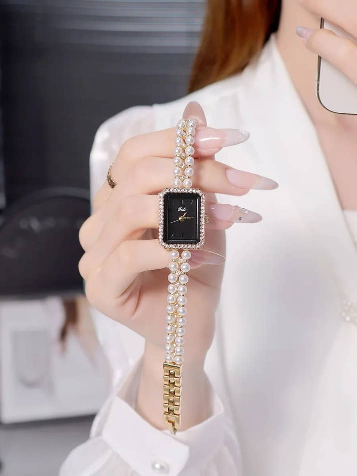 Pearl Bracelet New Vintage Watch Small Round Watch Luxury Fashionable Women's Watch Party Jewelry