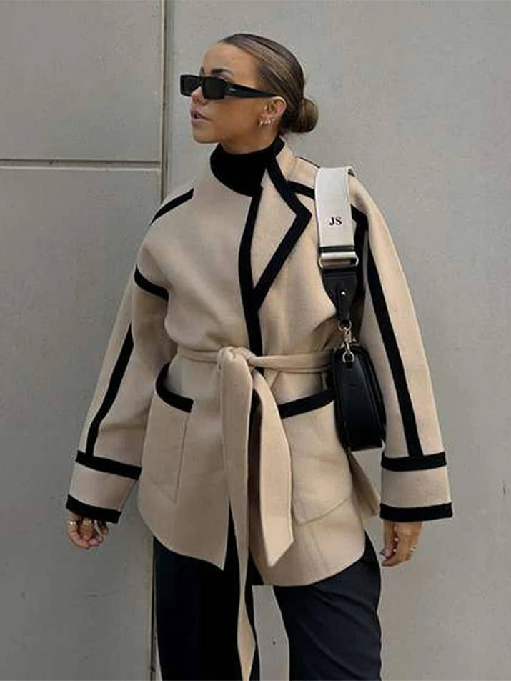 Women's Long Sleeve Thicken Woolen Coat Casual Autumn Jacket with Belt Pockets Spliced Contrast Design for Commuter Outwear