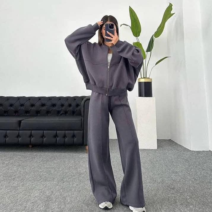 Tracksuit Suits Women's Sportswear 2-piece Retro Zipper Bomber Jacket Sweatshirt High-waisted Women's Loose Velvet Pants Suit