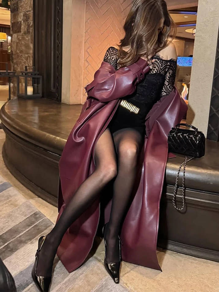 Lace Up Retro Leather Longtrench Coat Women's Fashion Burgundy Lapel Loose Outerwear 2025 New Fall Daily Commute Street Coats