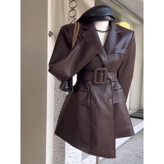 This Is Trendy Retro Super Good-looking Leather Jacket for Women in Autumn Exudes Mature Sophisticated Style with Cinched Waist