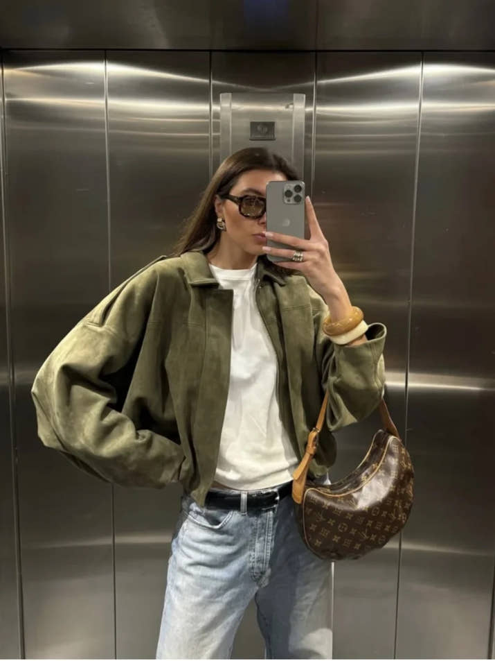 ETJ 2025   new women's suede texture effect Loose version of fashion lapel shoulder bomber jacket