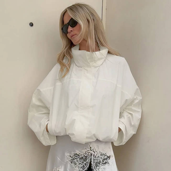 Linad Street Chic White Turtleneck Zipper Jackets Autumn Elegant Long Sleeve Coats For Woman Casual Outerwear Tops Female 2025