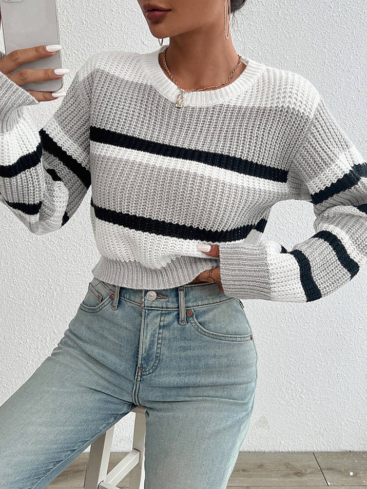 autumn and winter hot sale new acrylic loose drop shoulder round neck color matching knitted long sleeve ladies sweater